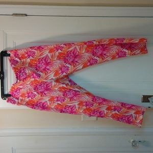 Crop pants pink floral size 14/16 by Ashley Stewart. Has a lot of stretch ❤️